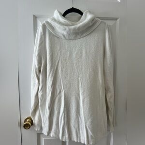 Rachel Zoe: White Mock neck sweater